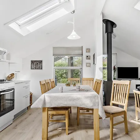 2 Bedroom Lovely In Hejls